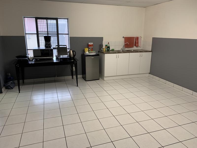 To Let Commercial Property for Rent in Paarden Eiland Western Cape